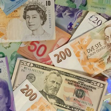International currency banknotes